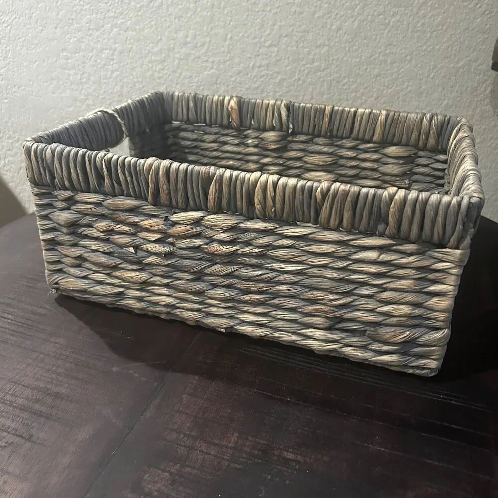 NWT Handwoven Rectangular Rustic Farmhouse Decor Water Hyacinth Basket